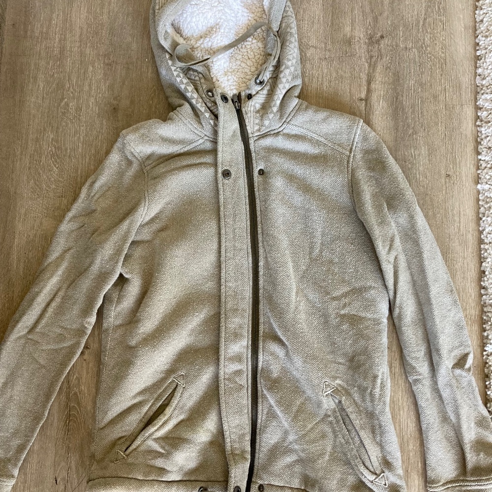 Roxy zip up jacket